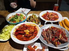 -叶派龙虾•招牌香辣蟹·海鲜(中海国际店)