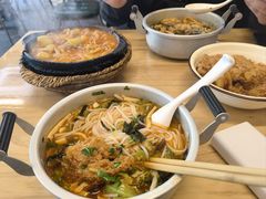 -丽丽三鲜螺蛳粉(田林路店)