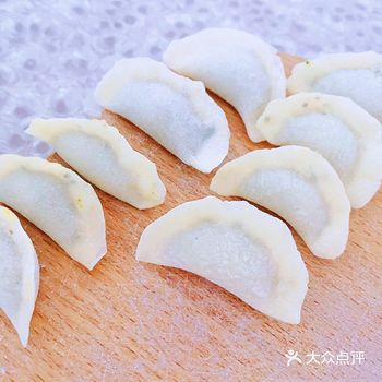 宝宝一口一个迷你营养小水饺来咯～