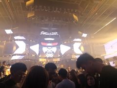 -Club Queen皇后酒吧