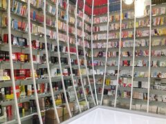 iphone_upload_pic-钟书阁(松江泰晤士小镇店)