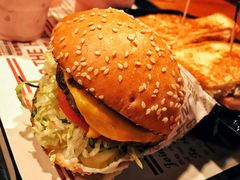 -The Habit Burger Grill 哈比特汉堡(复兴soho店)