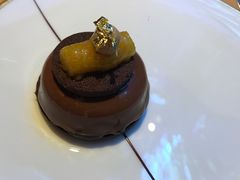 -迪拜帆船酒店海底餐厅