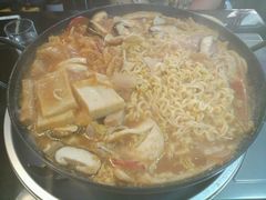 泡菜五花肉锅-炙韩料理·部队锅专门店