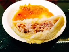鲜虾仁肉馅包子-张包铺(关东古巷店)