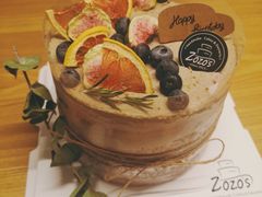 无花果红丝绒蛋糕-ZOZO's昌左左精致甜品设计(新北店)