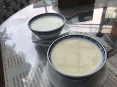 -周大娘牛乳(旧寨古村总店)