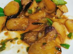 -雪乡人家东北菜·铁锅炖一切(高斯路店)