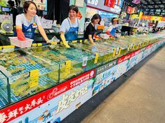 -三亚火车头万人海鲜广场