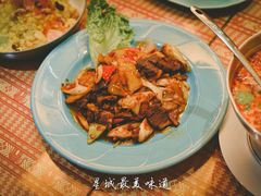 -大耳象东南亚风情餐厅(月湖公园店)