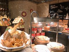 -松山湖凯悦酒店·Café自助餐厅·周末火舞秀表演