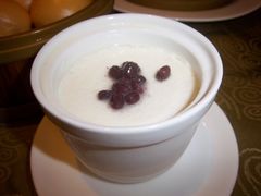 红豆双皮奶-东方之珠海鲜酒楼(南开店)