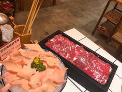 -旧街市鲜货老火锅(大光路店)