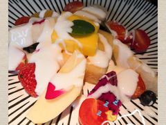 酸奶彩虹水果沙拉-蜜桃花开·中西融合菜E&W(南长街店)