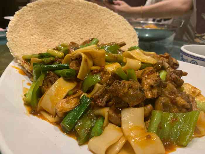 老毛手抓(鼓楼总店)-"银川出差,晚上来鼓楼南步行街,听了介绍来.