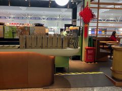 -星巴克(上海虹桥站2A检票口)