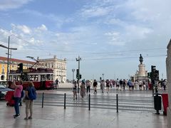 -商业广场(Praça do Comércio)