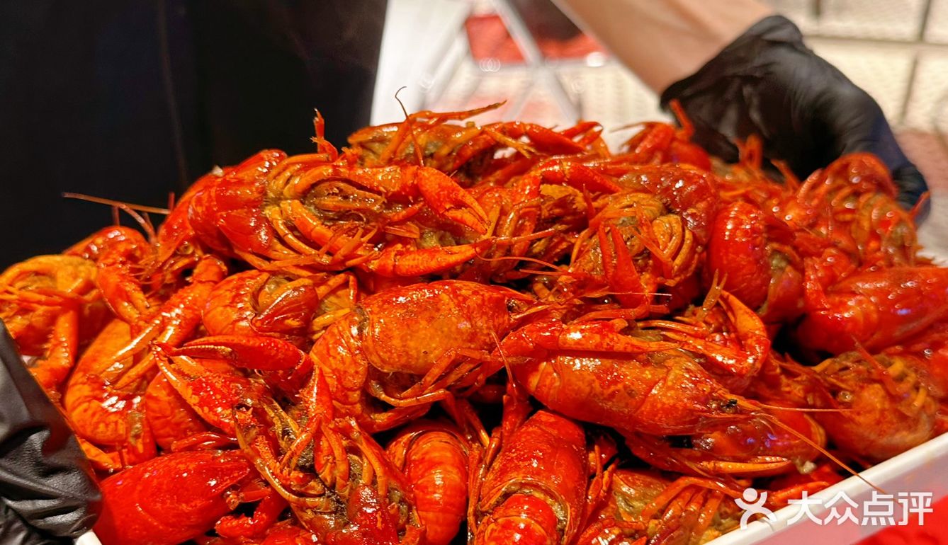 🔵蛮憨憨|我的2️⃣0️⃣2️⃣4️⃣年第一顿小龙虾‼️