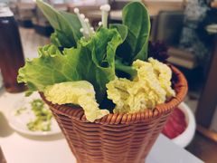 蔬菜拼盘-洪氏嗨捞·广东猪肚鸡·椰子鸡火锅(西咸万象城店)