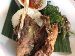 -Mai Mai Restaurant