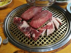 -唯成•韩国炭火烤肉 유성고기