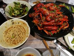 -巴厘龙虾·榜首油焖大虾(音乐学院·沿江酒馆店)
