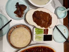 -梅利汴京烤鸭•开封豫菜地标店(东司门店)