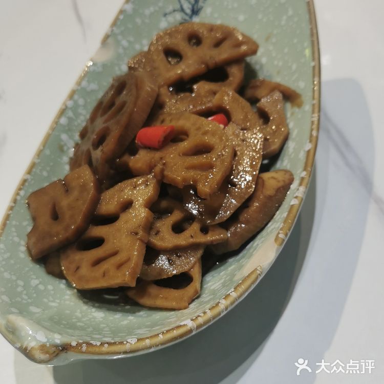 老仁义，锅包肉烧卖都不错