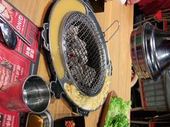 -青瓦炭韩潮烤肉(花园道店)