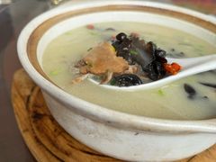 -天目湖刘老四农庄