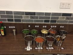 自助调料区-营记牛肉火锅·大埔客家菜(上梅林店)