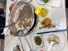 -尚品海鲜肥牛自助火锅(湖明店)