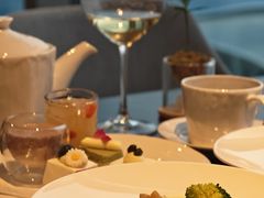 -深圳国际会展中心希尔顿酒店(前海华发冰雪世界店)