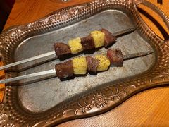 香烤牛舌-阿里家·新疆烤肉酒場 by MIG