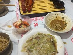 -肥肥虾庄·金牌油焖大虾(汉口城市广场店)
