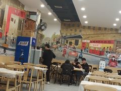 -江城燕子大排档(江汉路步行街店)