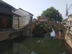 -丝绸小镇荻港古村