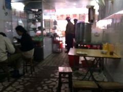 -河记肠粉店