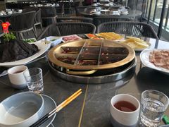 -长嘉·河图火锅(长嘉汇江景旗舰店)