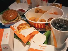 -麦当劳(国家体育场南路店)