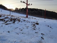 -十三陵雪世界滑雪场
