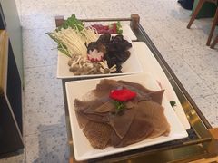 -一席地·本地鸡窝·杭帮鸡火锅(萧山银隆百货店)