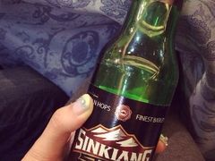 -马尔龙新疆饭店·清真(瑞景店)