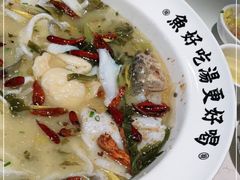 -江渔儿酸菜鱼·拔草餐厅(虎门君乐汇店)
