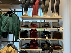 -lululemon(比斯特购物村店)