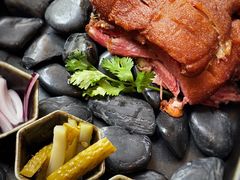 风味脆皮咸猪肘-旺顺阁海鲜广场(亚运村店)