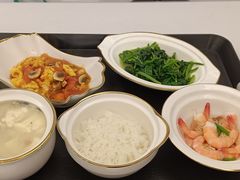-爱贝尔高端月嫂(母婴护理)