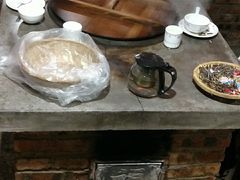东北黑猪排骨-果松铁锅炖·柴火地锅鸡鱼