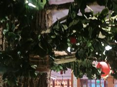 -八府香鸭·啫啫煲(华山路店)