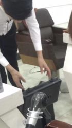 -镁连社·美联社